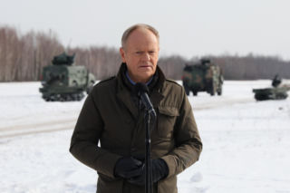 Donald Tusk ostrzega Polaków w Iranie. Ewakuacja nie będzie wchodziła w grę