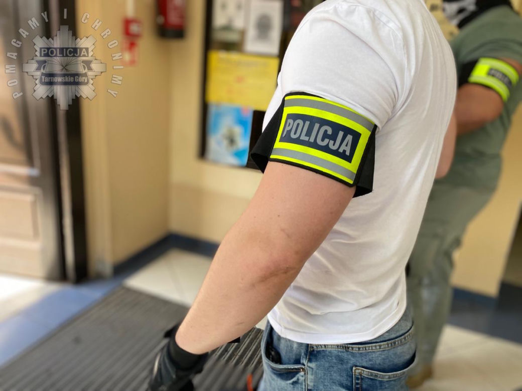 Śląskie: 36-latek brutalnie pobił emerytowanego policjanta. To była zemsta