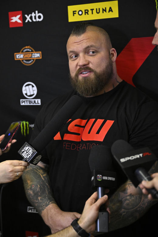 KSW ogłasza walkę Pudzianowski - Hall