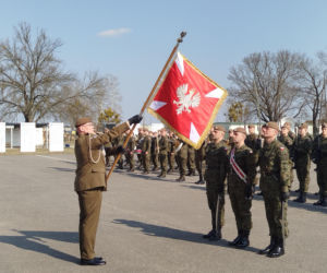 Chorągiew dla Ośrodka WOT