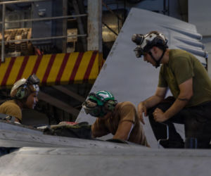 USS Abraham Lincoln na Morzu Arabskim. Tyrania dystansu jako granica amerykańskiej projekcji siły
