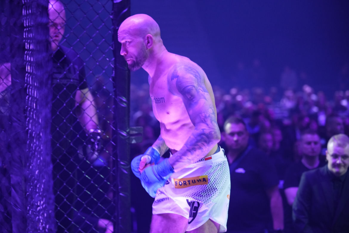 Paczuski: Potworne rozcięcie na twarzy gwiazdy KSW