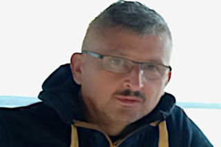 Nie wrócił na jacht. Policja prosi o pomoc w poszukiwaniach Dariusza Kochańskiego