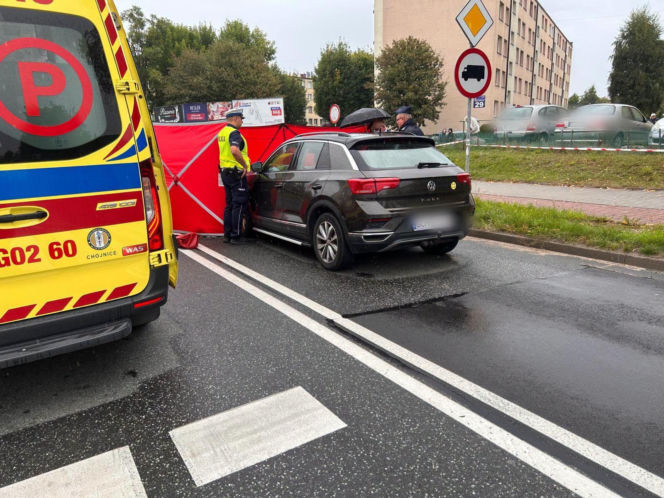 Tragiczny wypadek na przejściu dla pieszych! 57-latka zmarła mimo reanimacji