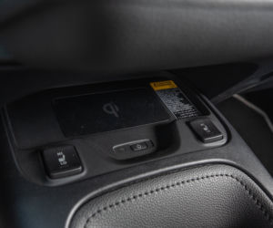 Toyota Corolla Sedan 1.8 Hybrid 122 KM e-CVT vs Hyundai Elantra Style 1.6 MPI 6MT