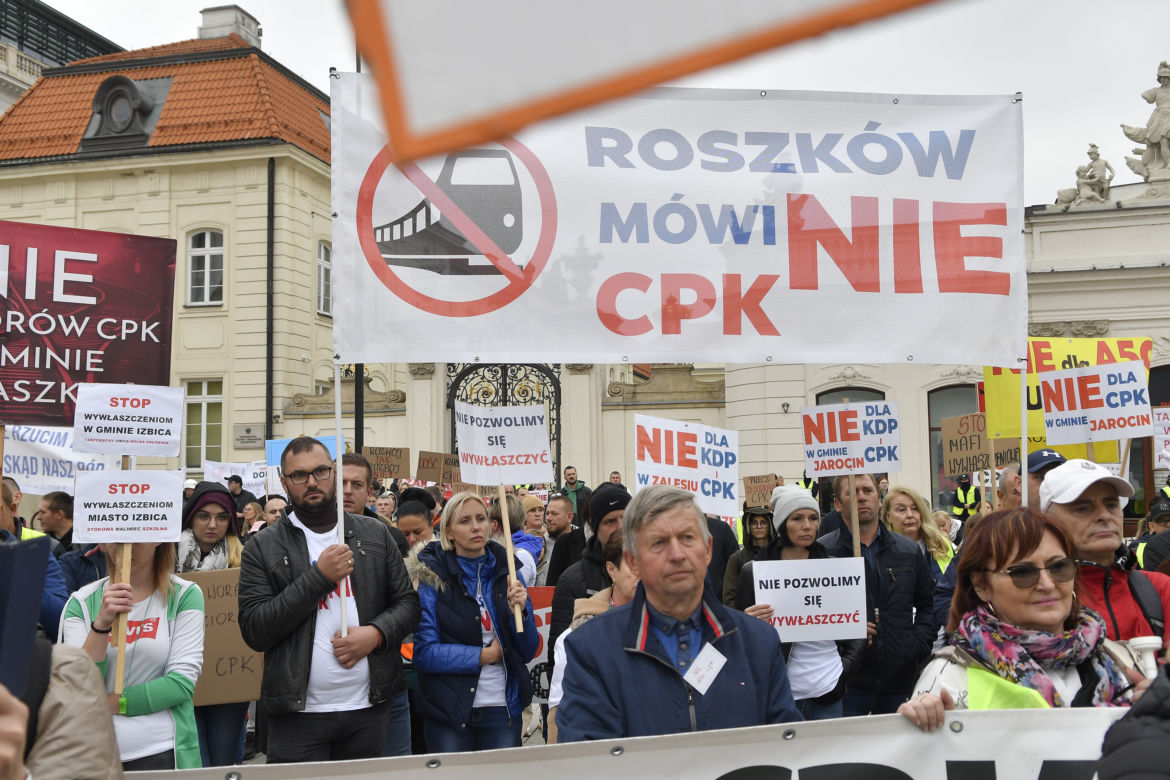 Warszawa. Wielki protest przeciwko budowie Centralnego Portu Komunikacyjnego