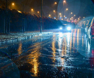 Gołoledź paraliżuje Polskę