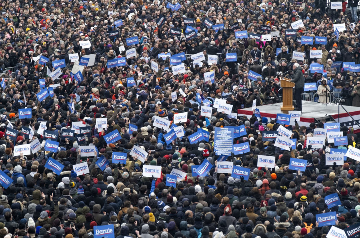 Trump jest niebezpieczny. Senator Bernie Sanders postraszył prezydentem, inaugurując kampanie na Brooklynie
