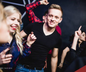 Playhouse w CR2
