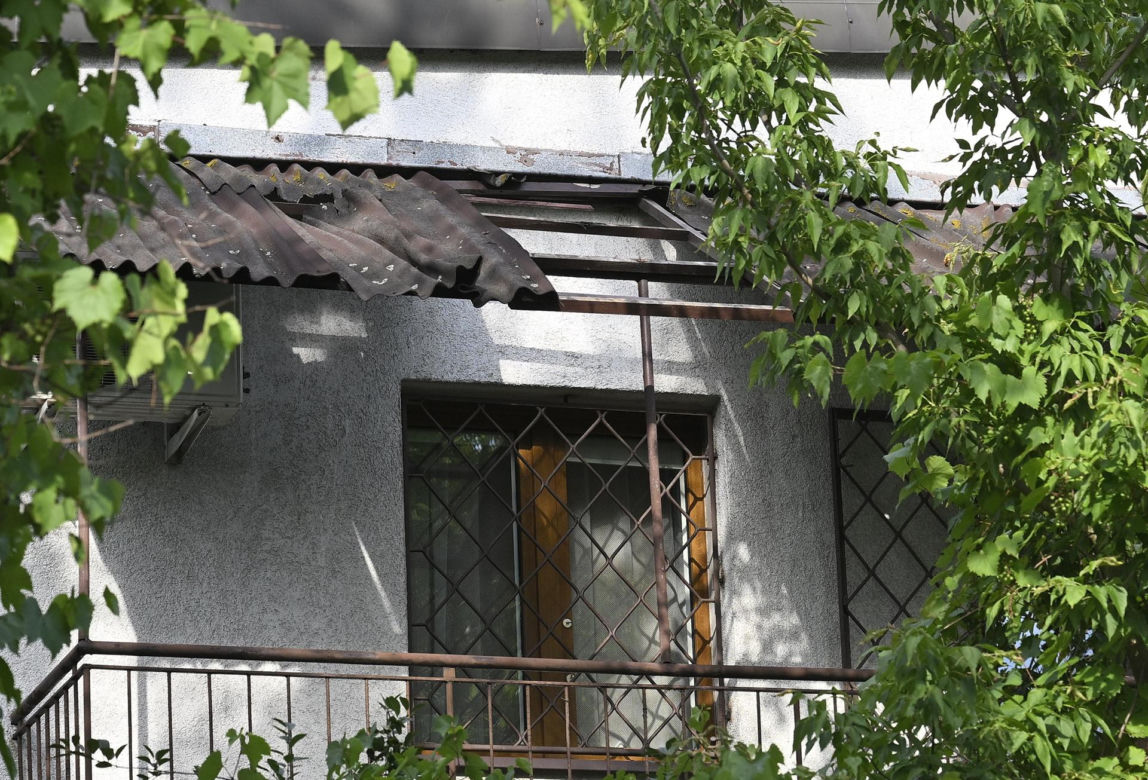 Smutny widok domu Kaczyńskiego. Willa na Żoliborzu się sypie