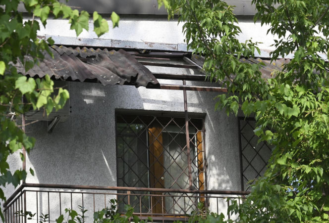 Smutny widok domu Kaczyńskiego. Willa na Żoliborzu się sypie