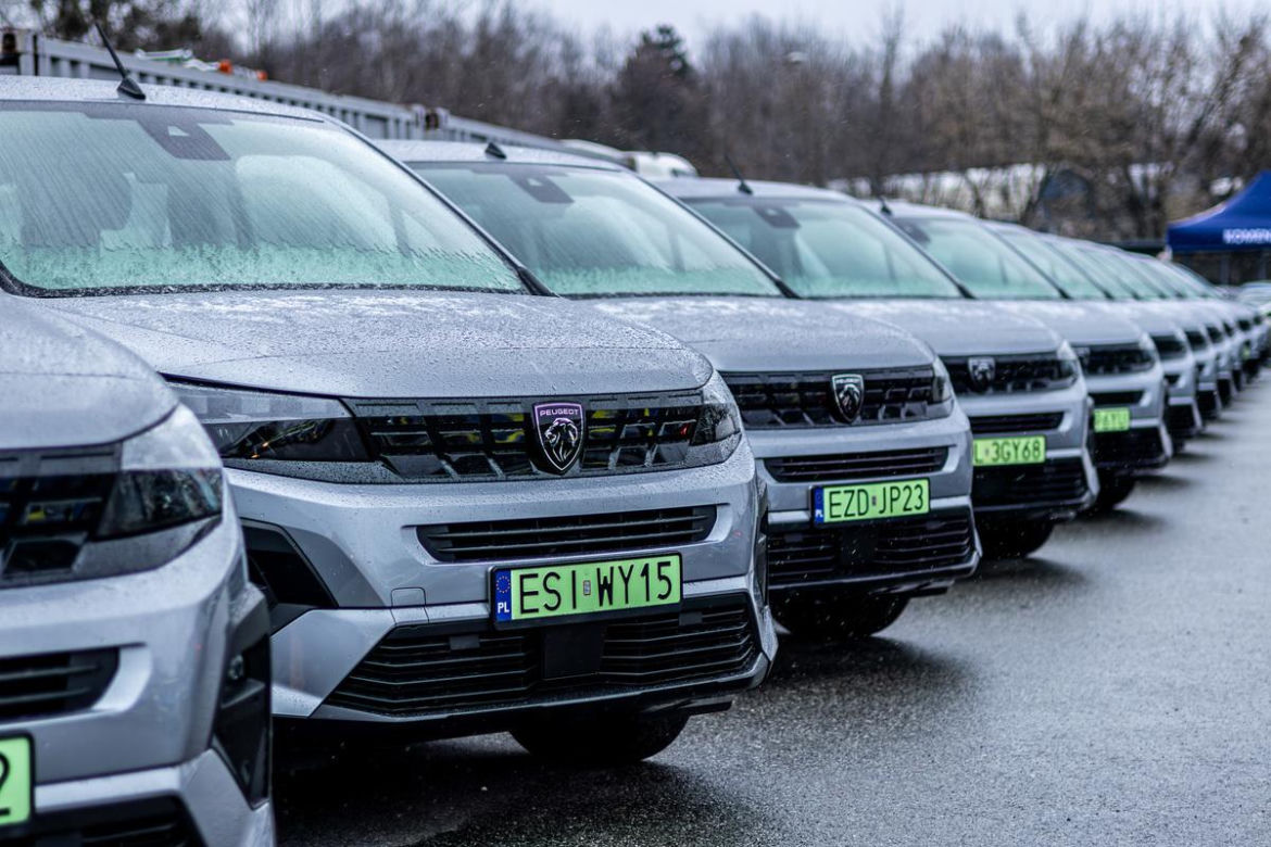 Nowe radiowozy łódzkiej policji