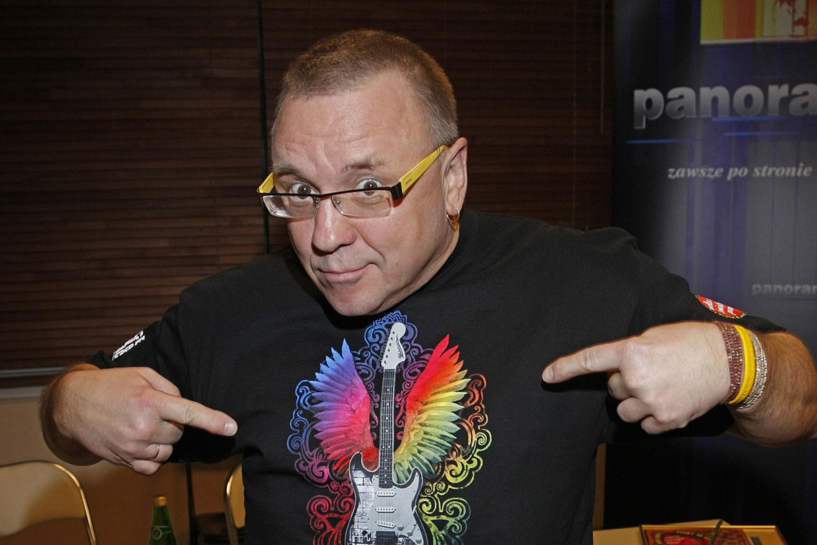 Jerzy Owsiak na przestrzeni lat. Tak zmieniał się jego charakterystyczny wizerunek