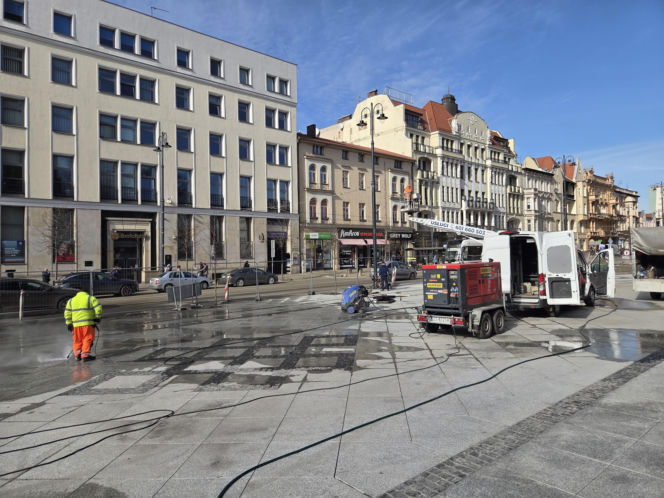 Tak teraz wygląda Plac Wolności w Bydgoszczy. Zaglądamy na plac budowy!
