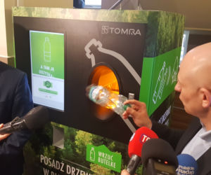 Butelkomaty w Białymstoku. Miasto sprzeda butelki i kupi sadzonki