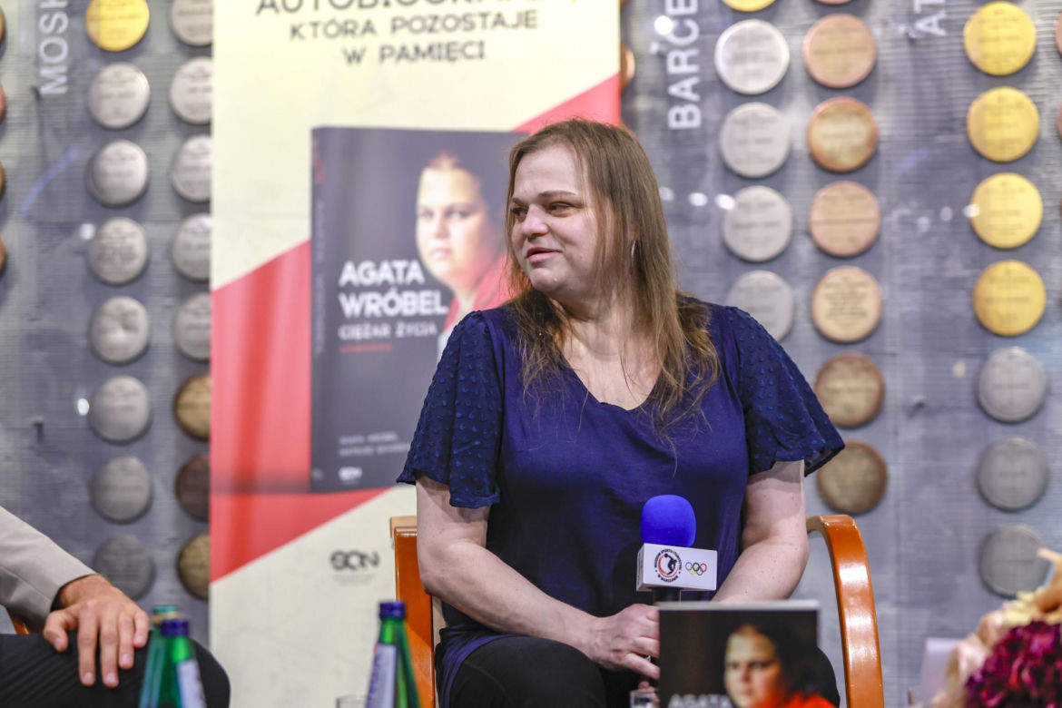 Dawno niewidziana Agata Wróbel pojawiła się na premierze autobiografii. Tak dziś wygląda medalistka olimpijska