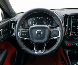 Volvo XC40 D4 190 KM R Design