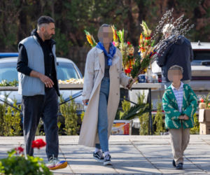 Rafał Maserak tańczący z palmami