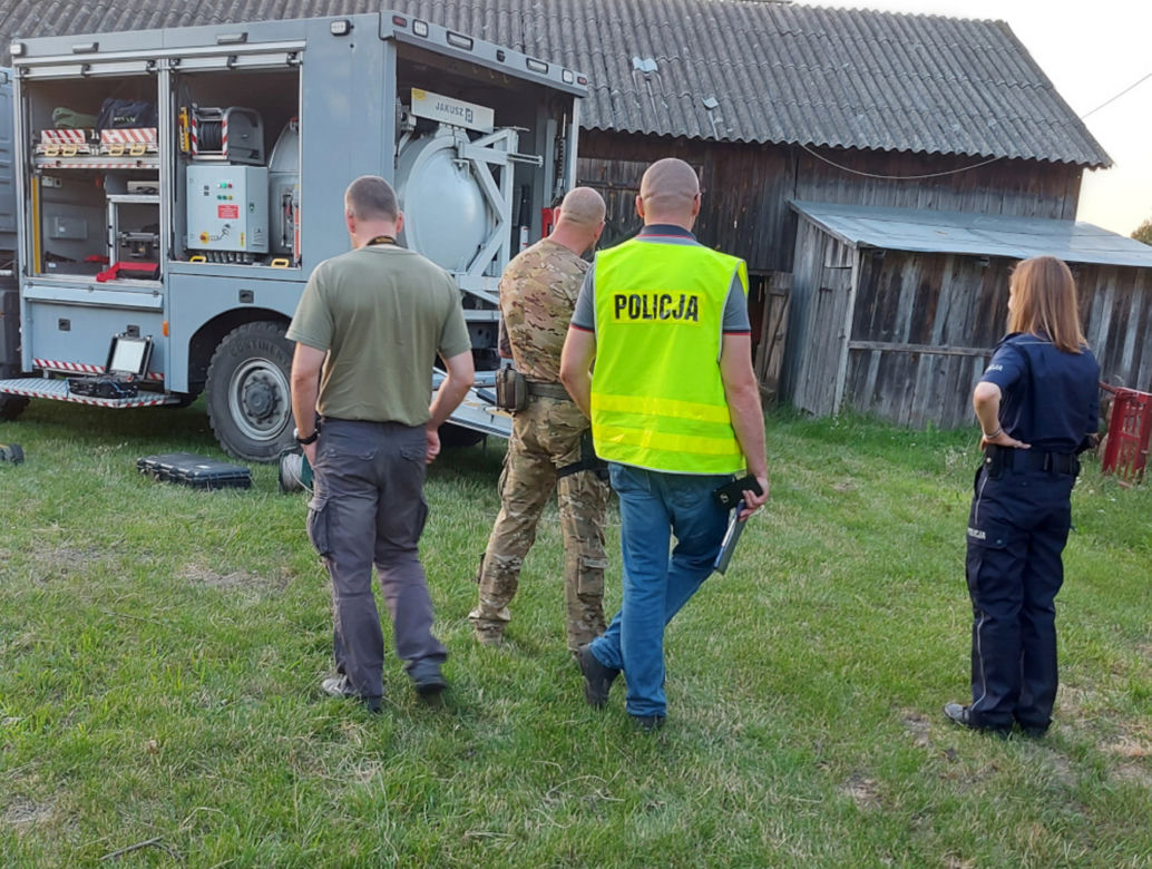 Granat z czasów wojny znaleziony w stodole pod Otwockiem