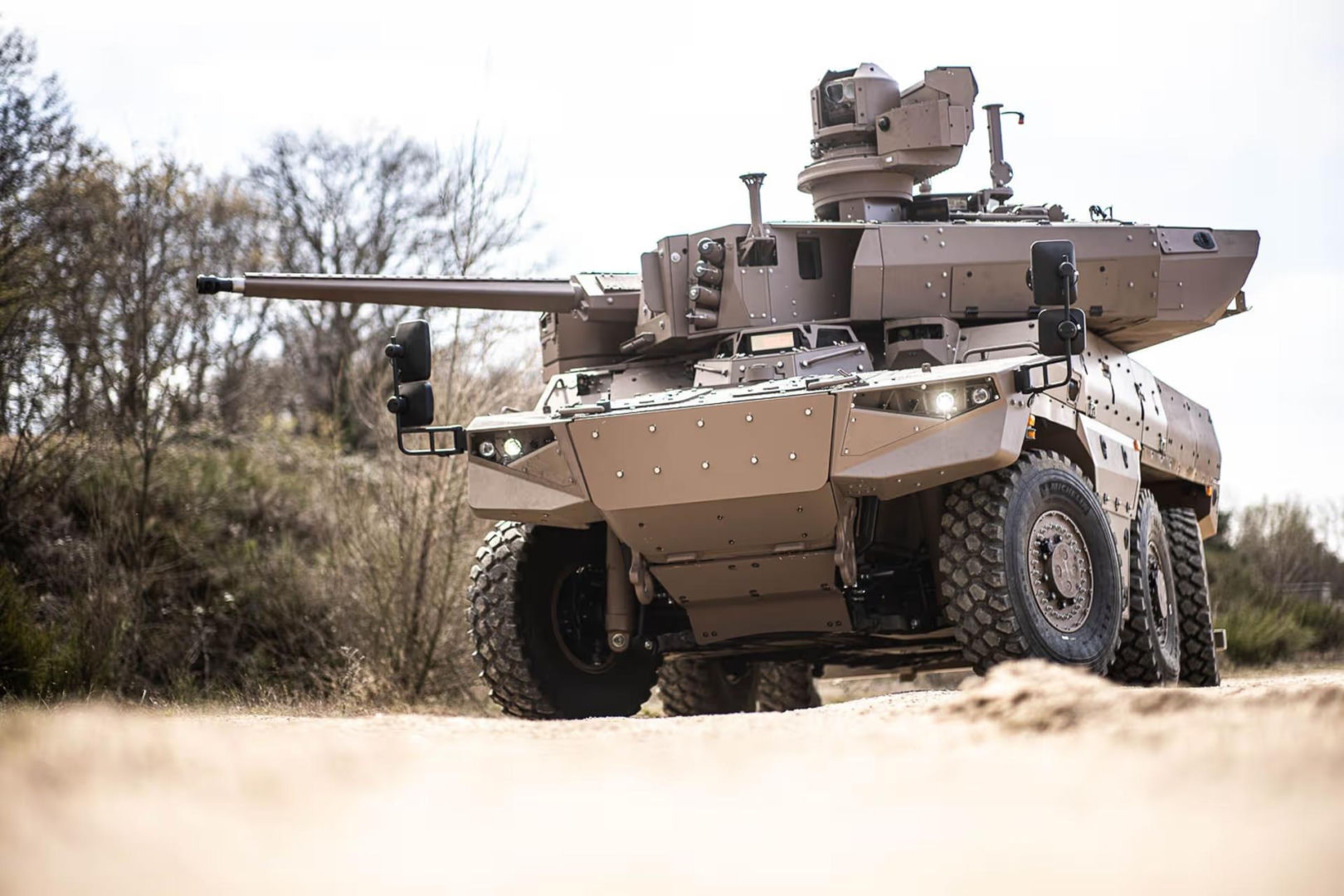 Leopardy 1 z Grecji odrzucone. Cypr celuje w Jaguary i czołgi Merkava