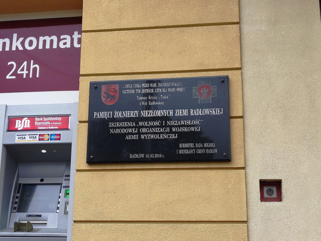 To jedno z najpiękniejszych miast w województwie małopolskim. Kiedyś było wsią, która należała do biskupów krakowskich