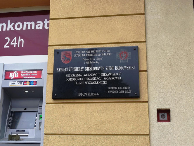 To jedno z najpiękniejszych miast w województwie małopolskim. Kiedyś było wsią, która należała do biskupów krakowskich