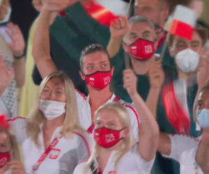 Defilada Polaków podczas ceremonii otwarcia Tokio 2020