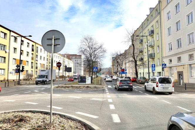 Ulica Leszno w Warszawie, choć zmieniała nazwy, dla pokolenia wojennego pozostała symbolem tragicznych wydarzeń