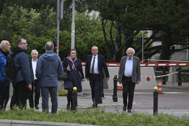 Politycy PiS jadą na wyjazdowe posiedzenie klubu