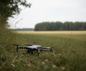 Tajemniczy dron spadł na polską jednostkę wojskową. Żandarmeria bada incydent 