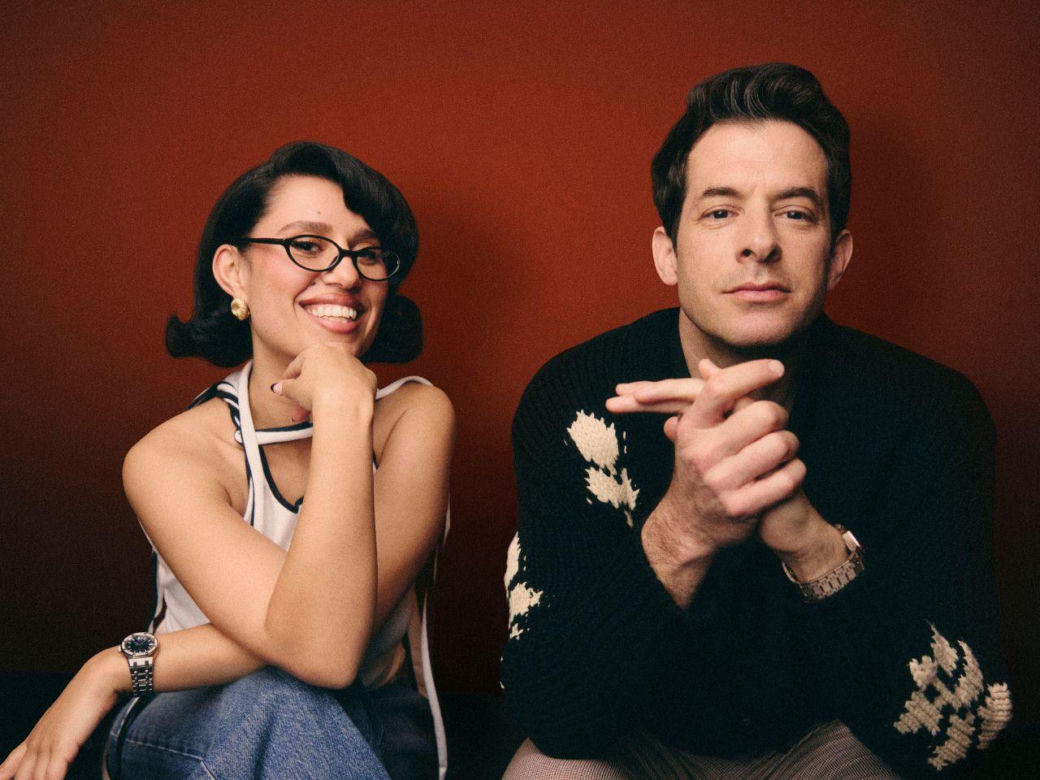 Raye i Mark Ronson