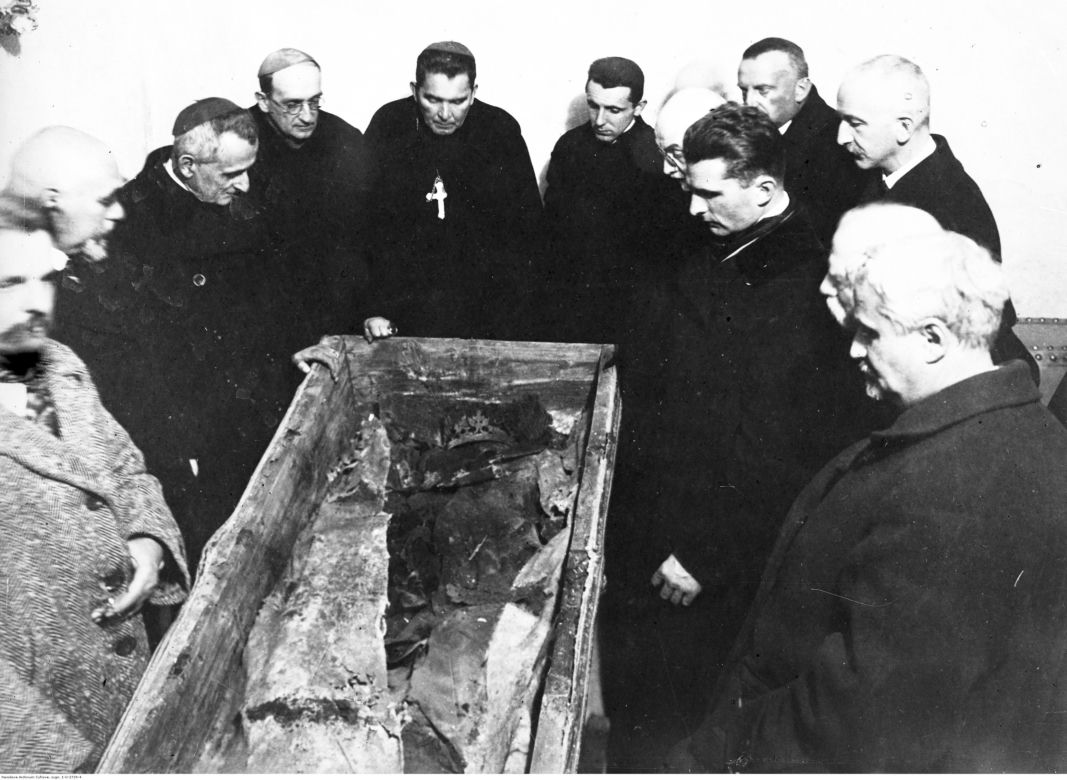 Kardynał Adam Stefan Sapieha. Biskup krakowski, mentor Karola Wojtyły i Książę Niezłomny