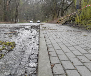 Wyciek wody pod górą św. Marcina