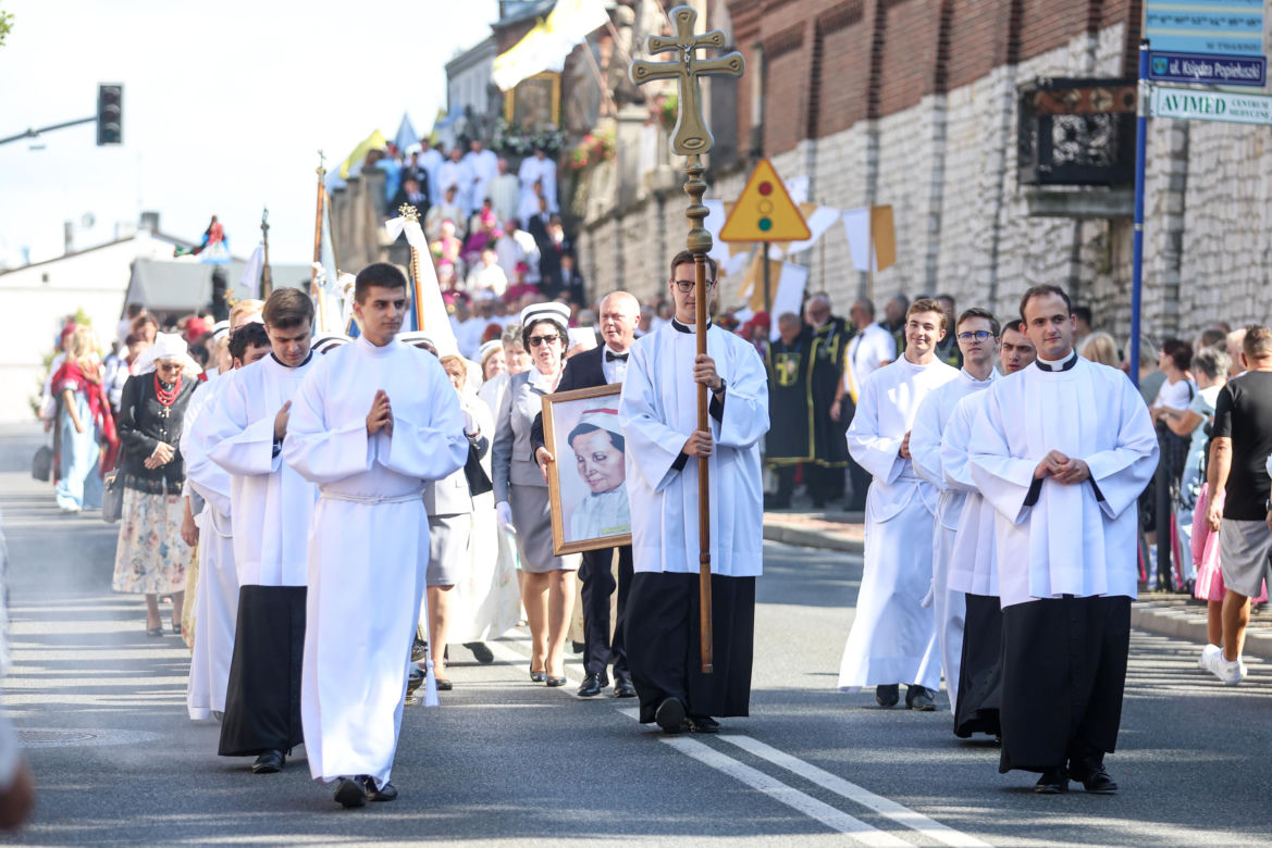 Pielgrzymka kobiet do Piekar. Przyszły tysiące pielgrzymów