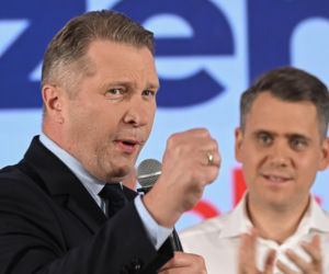 Kaczyński i Czarnek z nowymi propozycjami. Zaprezentowali Przebudzenie. Program dla Polski”