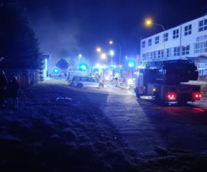 Pożar w warsztacie samochodowym przy ul. Różanej w Koszalinie
