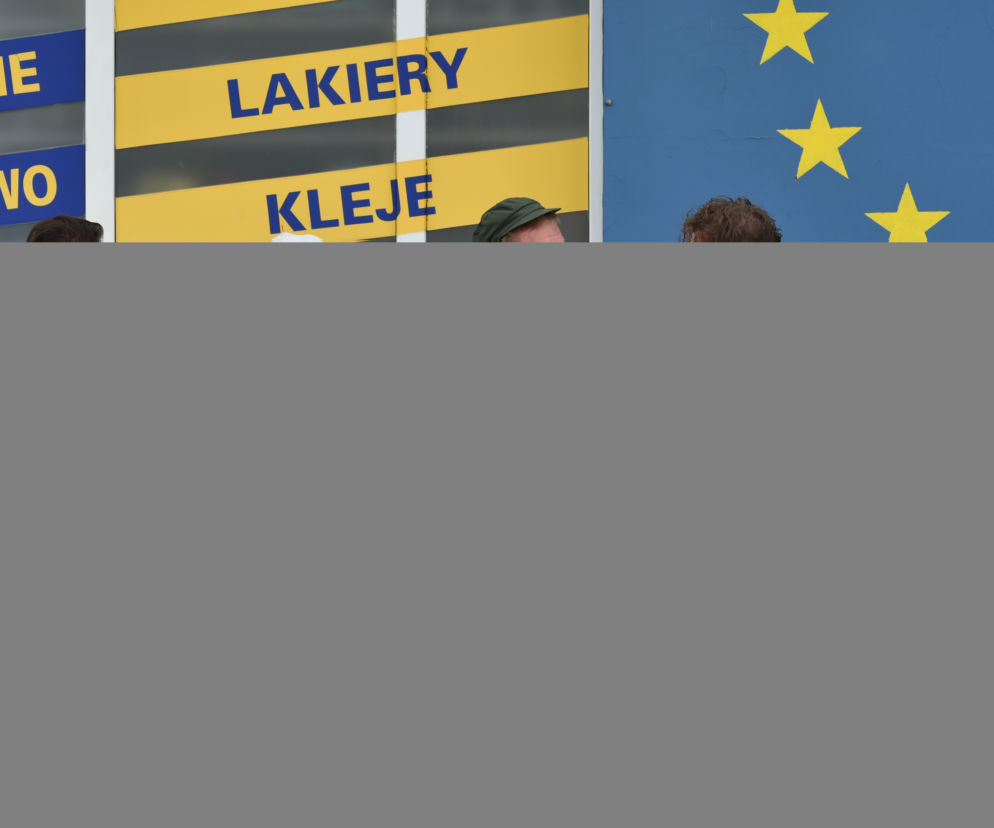 Ranczo 10 sezon odc. 118. Kusy (Paweł Królikowski), Solejuk (Sylwester Maciejewski), Pietrek (Piotr Pręgowski), Hadziuk (Bogdan Kalus)