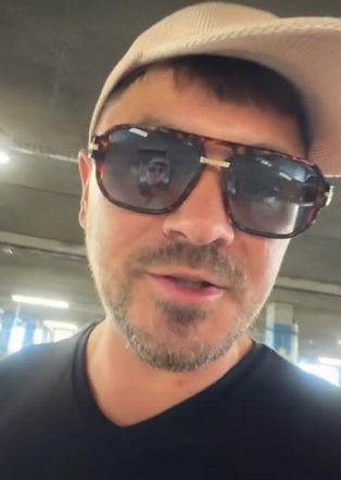 Daniel Martyniuk znowu się odpalił. SOK-iści wyprowadzili go z pociągu?!