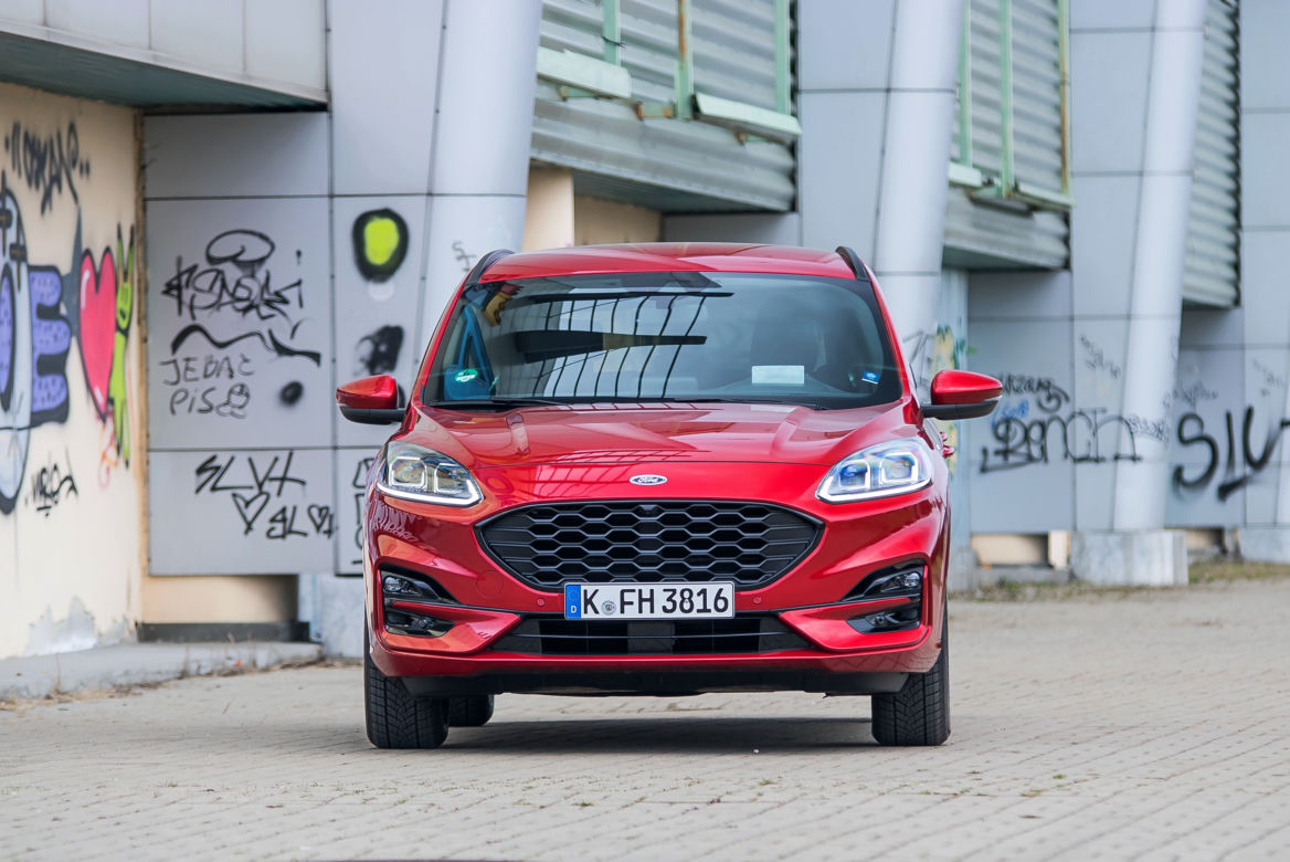 Ford Kuga 2.5 Hybrid 190 KM e-CVT FWD ST-Line