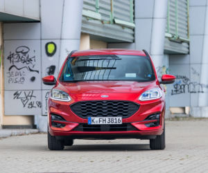 Ford Kuga 2.5 Hybrid 190 KM e-CVT FWD ST-Line