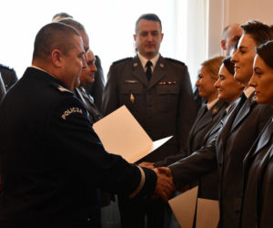 33 podlaskie policjantki wyróżnione za wzorową służbę