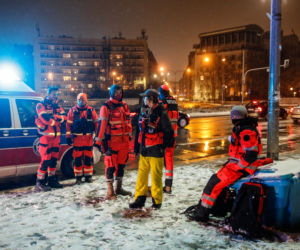 Ogólnopolski Strajk Kobiet 28.01.2021: Transparenty, rozlana farba przez TK