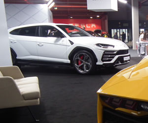 Kuba Wojewódzki jeździ Lamborghini Urus