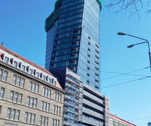 Budowa Hanza Tower - kwiecień 2020