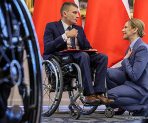 Marta Nawrocka w garniturach