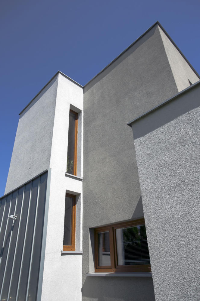 Dom kostka z lat 50. po przebudowie