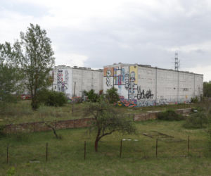 „Czarnobyl” Warszawy zniknie z mapy. „Smród, fetor i grzyb”. Tak wyglądało życie w „13 dzielnicy”