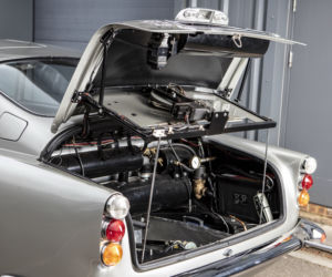 Oryginalny Aston Martin DB5 Jamesa Bonda