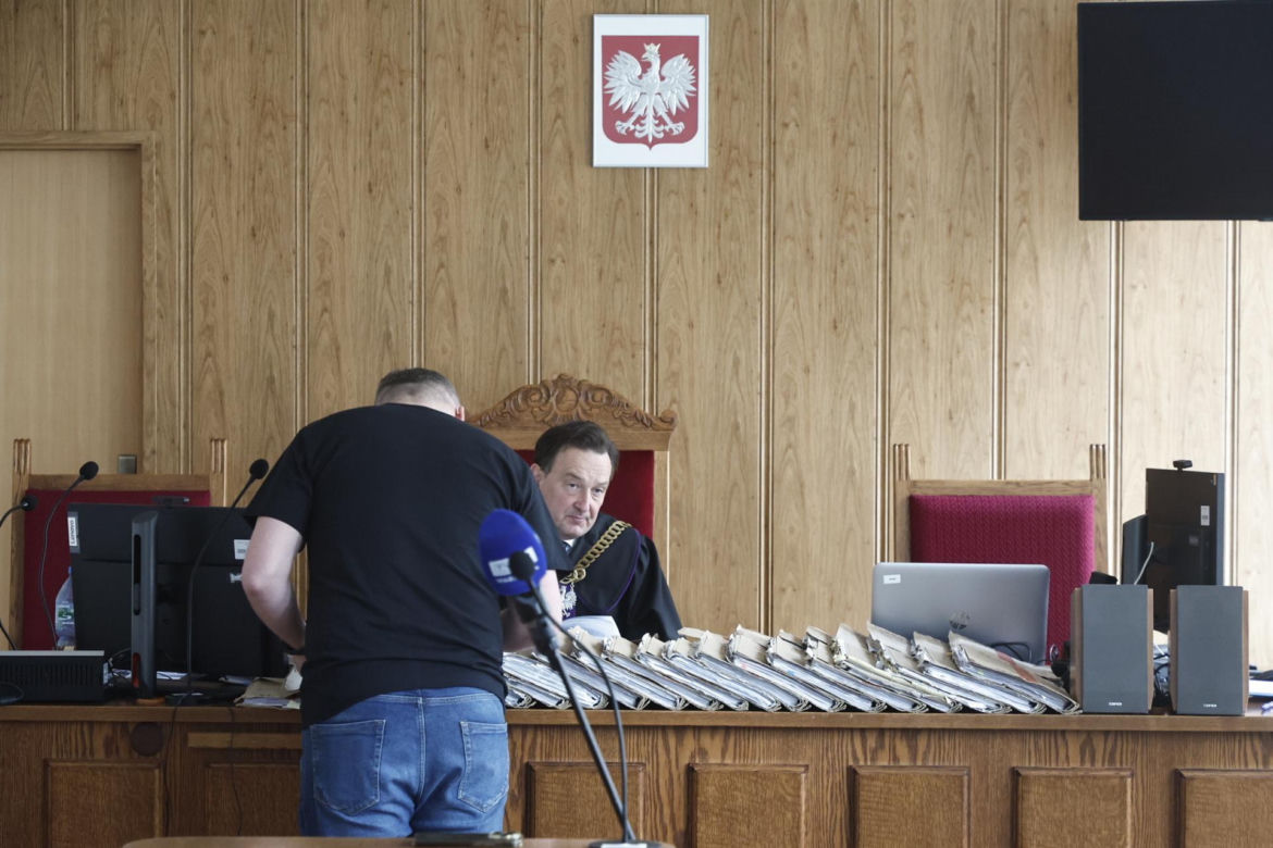 „Zamówili dwie butelki wódki i lemoniadę”. Kelner ujawnia, co działo się przed tragedią na Trasie Łazienkowskiej