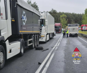 W wyniku zdarzenia cztery osoby trafiły do szpitala